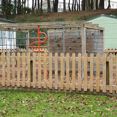3 Bedroom Caravan, Sleeps 8, At Parkdean Newquay Holiday Park-2